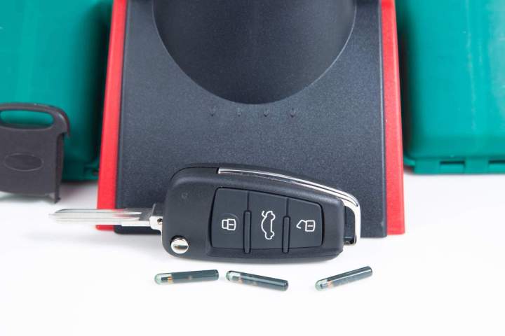 Expertise en électronique pour vos clés de voiture.